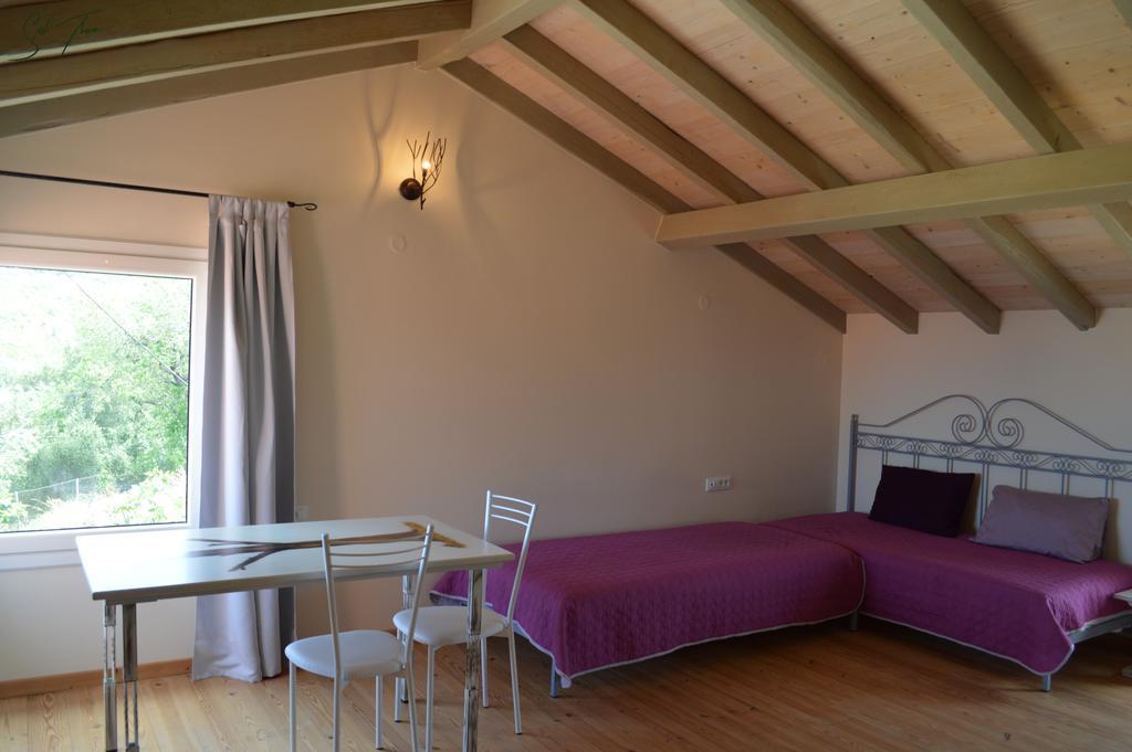 Spiti Thea Apartment Makrádes Exterior foto