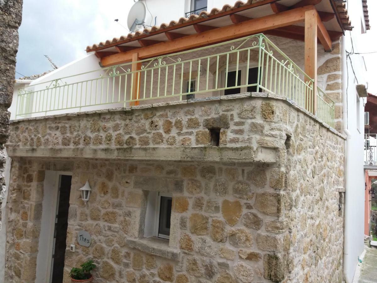 Spiti Thea Apartment Makrádes Exterior foto